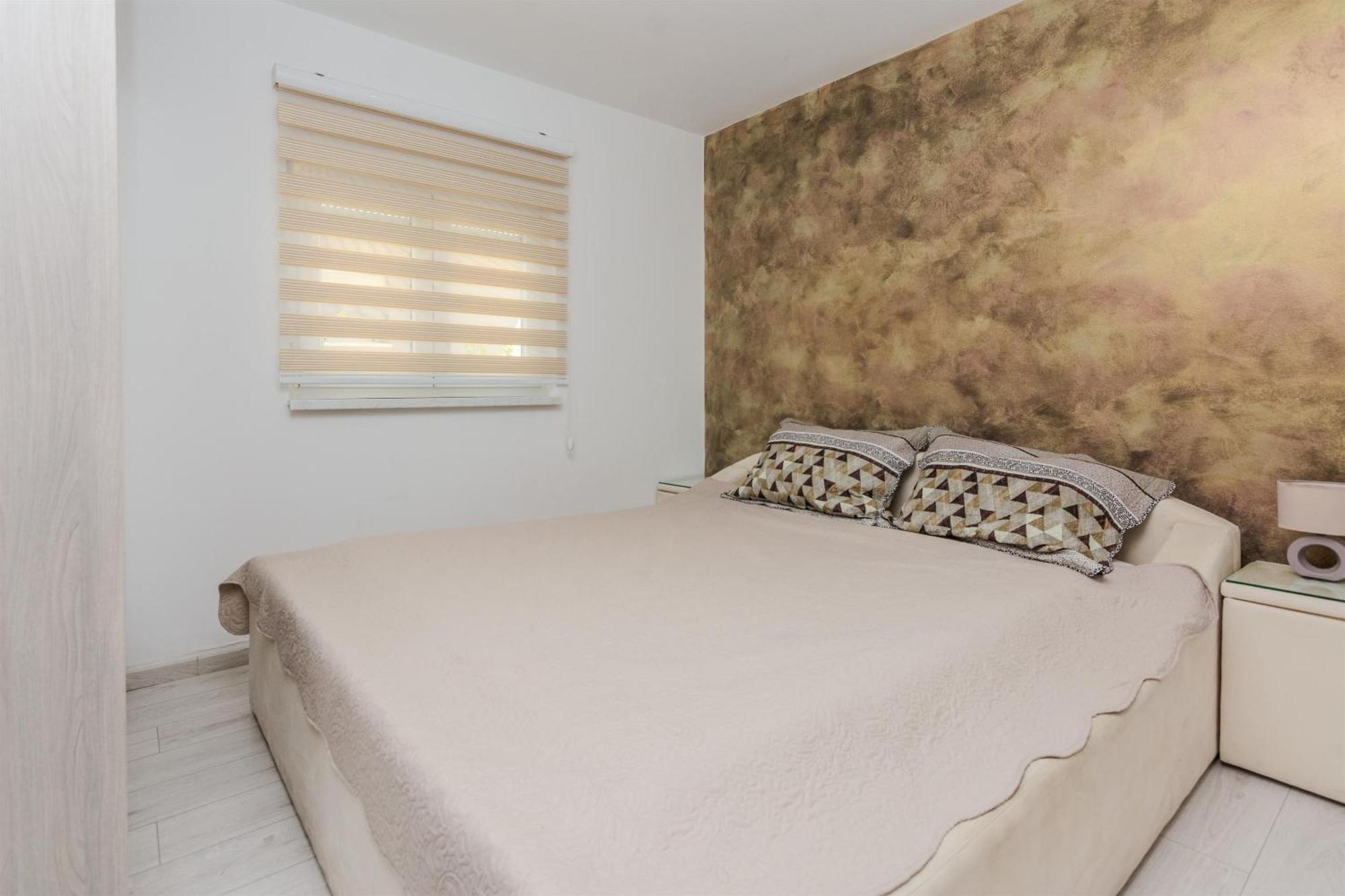 Apartments Lucica Vir Dış mekan fotoğraf