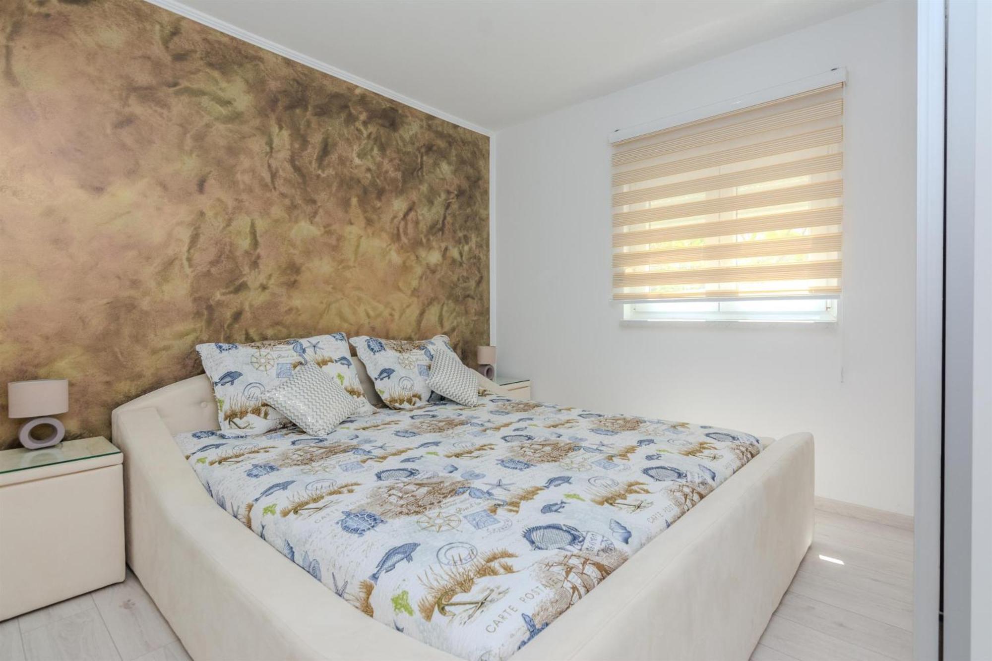 Apartments Lucica Vir Dış mekan fotoğraf